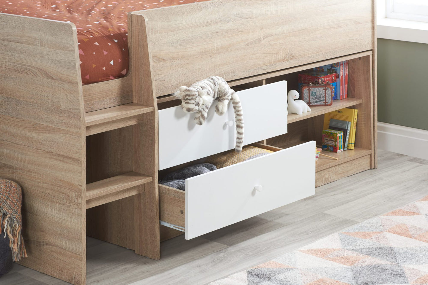 Little Oak Cabin Bed